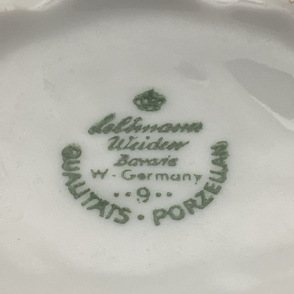 Vintage Bavaria Seltzmann Weiden Hand-Painted Cup and Saucer - Picture 14 of 15